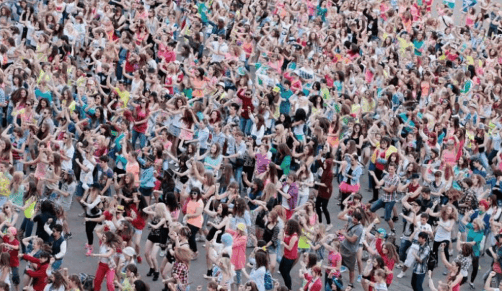 En el enjambre digital